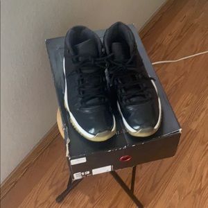 Air Jordans retro 11s 7/10